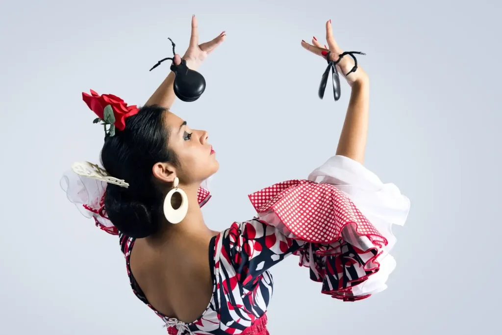 Danseuse de flamenco en robe magnifique en Espagne.