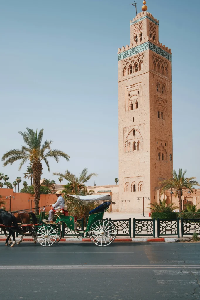 Vue de la mosquée Koutoubia à Marrakech, Maroc.