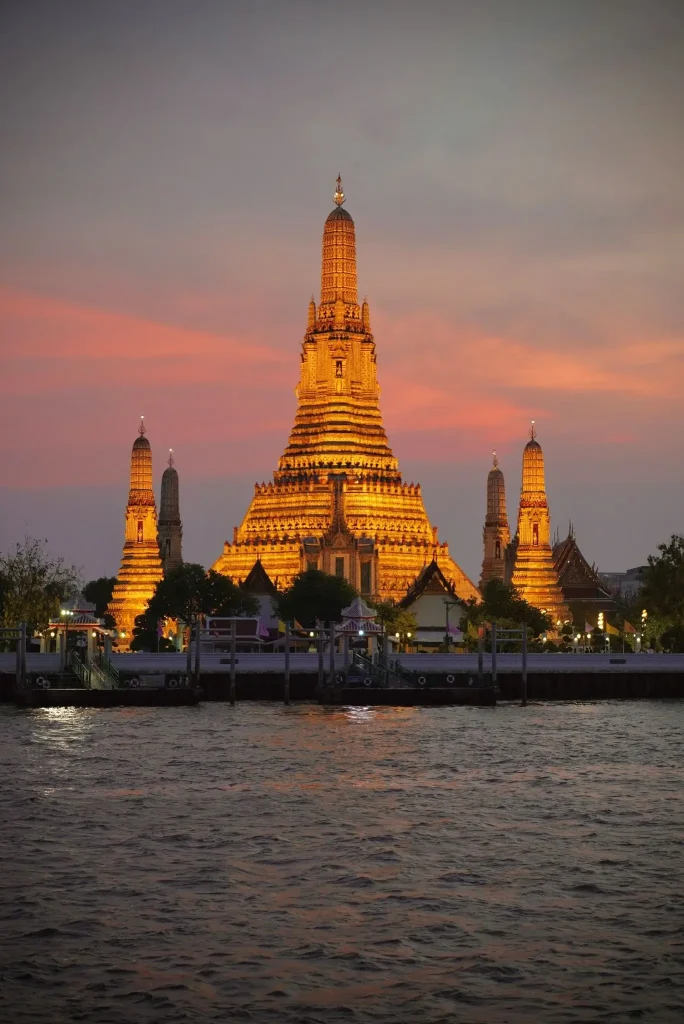 Temple de l'Aube (Wat Arun) à Bangkok, Thaïlande