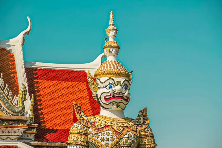 Temple de l'Aube à Bangkok