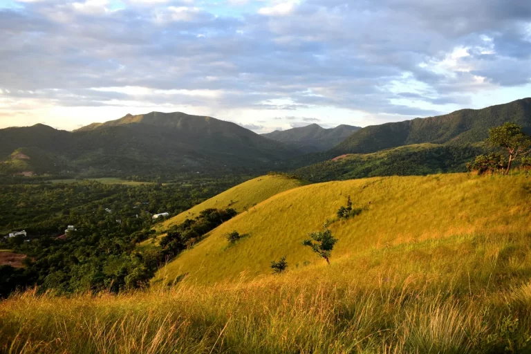 Les magnifiques collines de Coron, Palawan, Philippines.