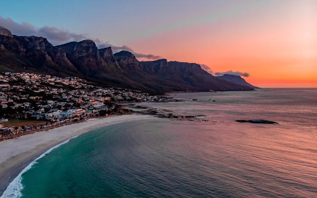 Coucher de soleil à Camps Bay, Le Cap, Afrique du Sud