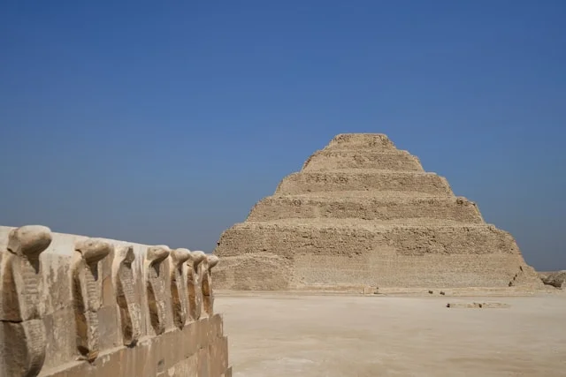 Pyramide à degrés de Djoser à Saqqarah, Égypte